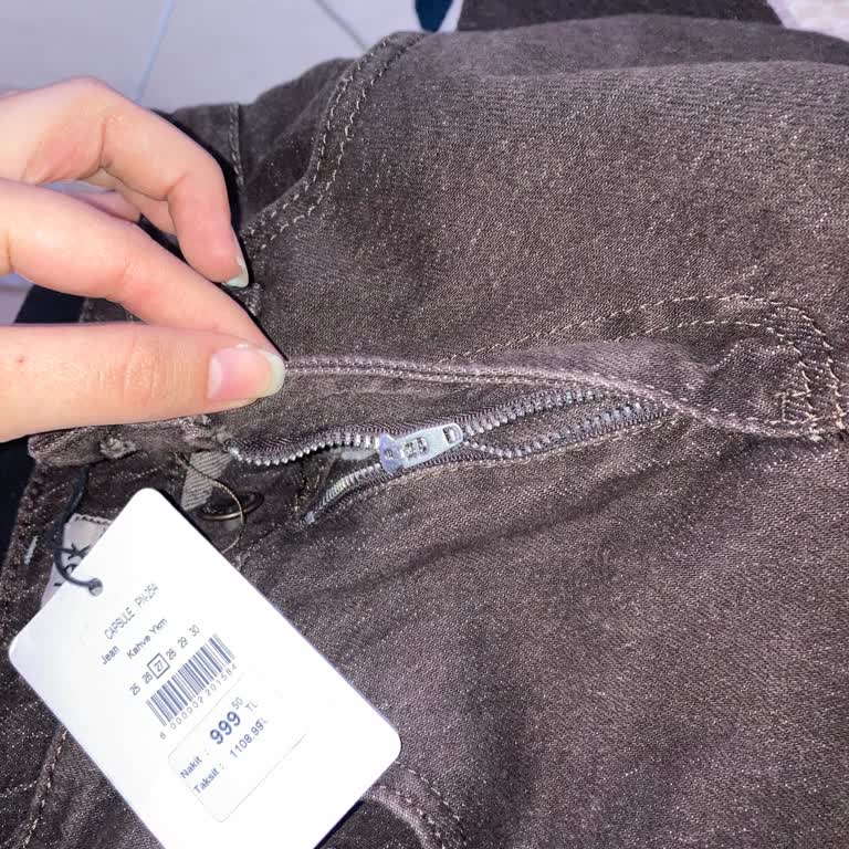 Addax Afyonkarahisar Mağazasının Defolu Pantolonu Ve Kötü Müşteri Hizmetine Şikayet