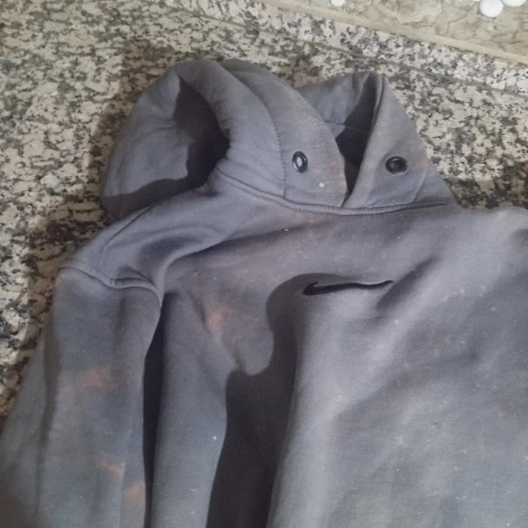 Vanish Oxi Action Kullanımından Kıyafette Kalıcı Renk Açılması Ve Lekeler