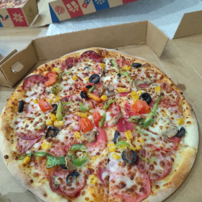 Bol Malzemos Pizza’da Malzeme Eksikliği Müşteriyi Hayal Kırıklığına Soktu