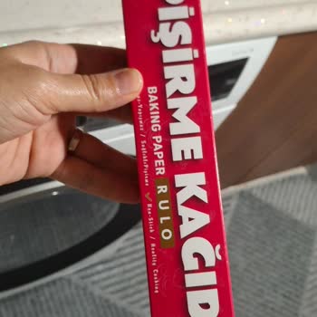 Yanmaz Yapışmaz Dediği Pişirme Kağıdı Hamurumu Yapıştırdı