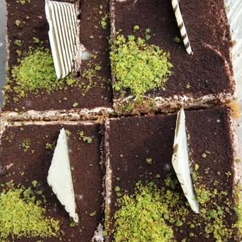 Küflü Tiramisu Üzerine Şikayet: 390 TL İade Ve Personel İşlem Talebi