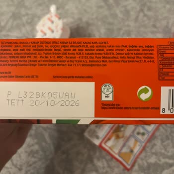 Kinder Joy Üçlü Pakette Tekrarlanan Oyuncaklar