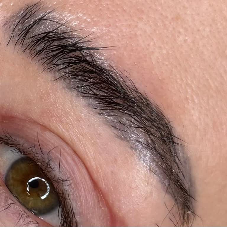 Hatalı Microblading Renk Değişikliği Ve Yüksek Silme Masrafları