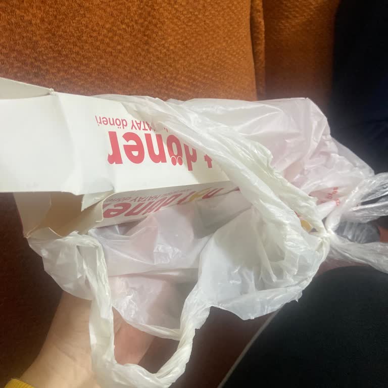 Yemeksepeti'nden Soğuk Ve Geciken Döner Siparişi