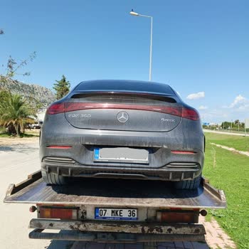 Mercedes-Benz EQE’de Düşük Kilometrede Çift Lastik Hasarı Ve Tasarım Problemi
