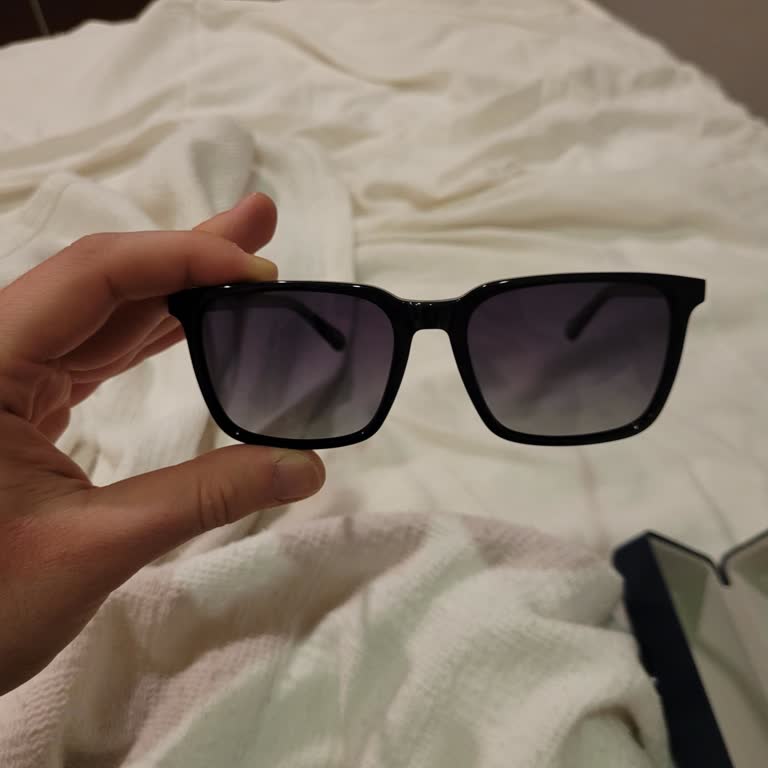 İlan Edilen Polarize Özelliği Olmayan Güneş Gözlüğü Teslim Alındı