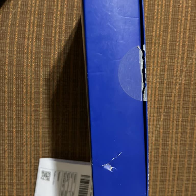 Açılmış Ve Hasarlı Kutuda Gelen PS5 Vertical Stand Şikayeti