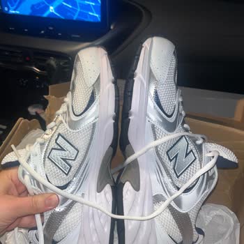 Yanlış Numara Ayakkabı Ve Mağazada Değişim Reddi