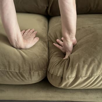 Geciken Teslimat Ve Kusurlu Koltuklar Hâlâ Çözüm Bekliyor