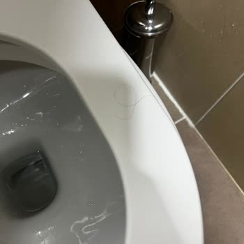 Batum Otelindeki Kalitesiz Konaklama Ve Program Gecikmesi