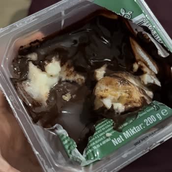 Kayseri A101 Şubesinde Bozulmuş Profiterol Satışı Ve İade Talebi