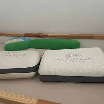 Bambi Yastık Yüksek Ve Sert Bir Formdaydı