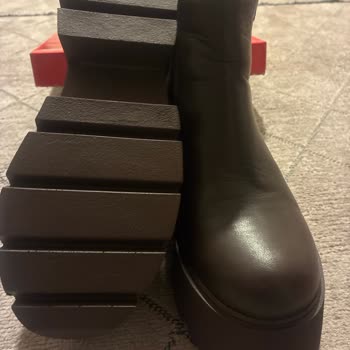 Ayak Sağlığını Zorlayan Kusurlu Bot İçin İade Talebi