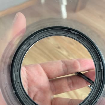 Dyson V15 Detect'te Hazne Plastik Parçası Kırıldı, Ücretsiz Onarım Talebi