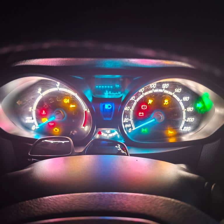 Sarı Anahtar Uyarısı Motoru Durduruyor Araçta Güvenlik Modu Aktifleşiyor