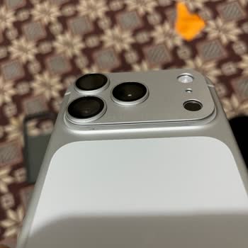 Iphone 17 Pro’da Boya Atması Ve Mağaza Personelinin Saygısız Davranışı