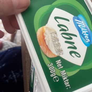 Krem Peynirde Siyah Leke Ve Hijyen Endişesi İçin İade Talebi