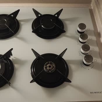 Kumtel Set Üstü Ocakta Gaz Kaçağı Ve Aile Güvenliği Tehlikesi