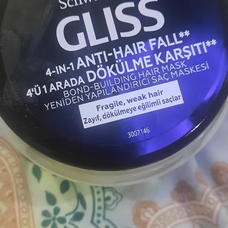 Saçlarım Tek Kullanımda Sertleşti Ve Kopmaya Başladı