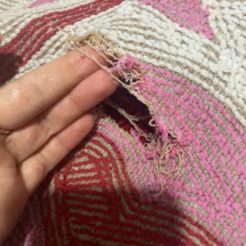 Yüksek Fiyatlı Banyo Paspasının İlk Yıkamada Parçalanması Ve İade Talebi