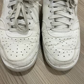 In Street Mağazasında Nike Ayakkabısının Erken Kalite Bozukluğu