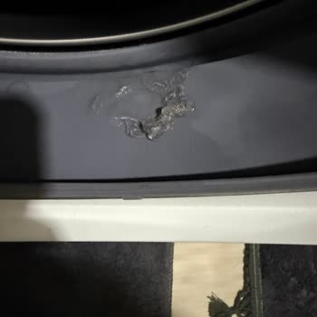 Peros Kapsül Deterjanının Erimemesi Nedeniyle Çamaşırda Kalıntı Ve İade Talebi