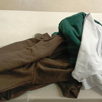 Penguenco Ne Alt Kısmı Ne De Tişörtü Gönderilmedi