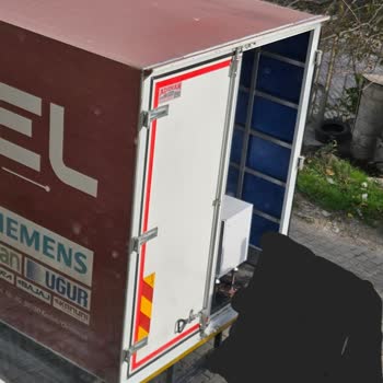 Sıfır Ürün Alınmasına Rağmen Teşhir Ürün Verilmesi Ve 5 Aylık Değişim Bekleyişi