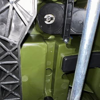 Dolu Commando 12V Uzaktan Kumandalı Arabanın Demir Mil Ucunun Kırılması Garanti Değişim Talebi