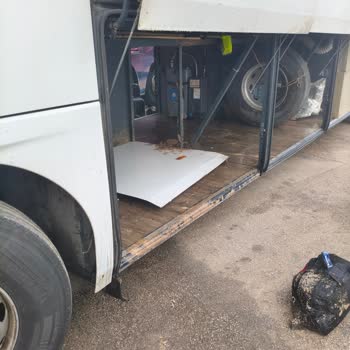 İki Kez Arıza Yapan Metro Turizm Otobüsü Ve Kirlenen Bagaj Nedeniyle İşime Geç Kalma