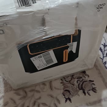 Karaca Airfryer’da Paslı Vidalar Ve Kırık Koliye Rağmen Değişim Reddi