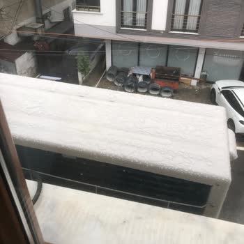 Cam Mermer Üzerinde Yanlış Kurulan Klima Motoru İçin Ücretsiz Düzeltme Talebi