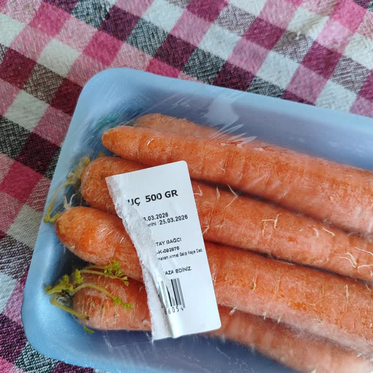 Bozulmuş Havuç Ve Çürük Pırasa İçin Ücret İadesi Talebi