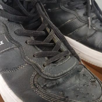 Kısa Sürede Deforme Olan Ayakkabılar Ve Mağazanın Kullanıcı Hatası İddiası