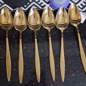 Az Kullanımda Renk Atan Çatal Kaşık Takımına Çözüm Odaklı Olmayan Müşteri Cevabı