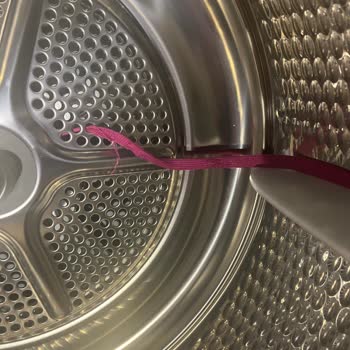 Garanti Kapsamındaki Kurutma Makinesi Üzerinden Haksız Ücret Talebi Ve Saygısız Servis Davranışı