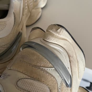 Kısa Sürede Deformasyon Gösteren New Balance Ayakkabısının Haksız Reddedilen Değişim Talebi