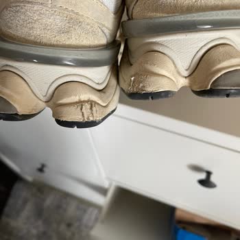 Kısa Sürede Deformasyon Gösteren New Balance Ayakkabısının Haksız Reddedilen Değişim Talebi