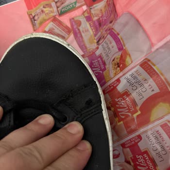 Kısa Sürede Aşırı Yıpranan Kinetix Spor Ayakkabısı İçin Mağaza Reddine Karşı Değişim Talebi