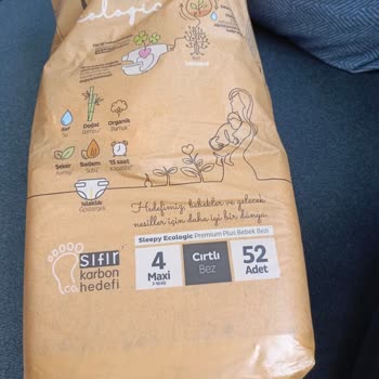 Sleepy Ecologic Bebek Bezinde Siyah Noktalar Ve Sert Cisimler