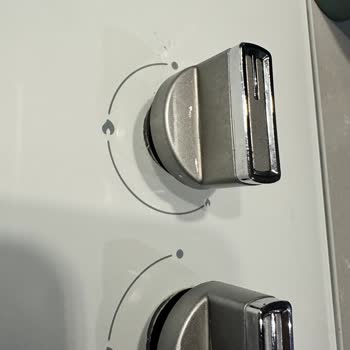 Aşırı Aşınan Ocak Gözleri İçin Kullanıcı Hatası İddiası Ve Ücretsiz Değişim Talebi