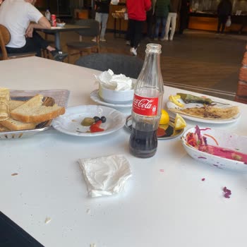 Köfteci Yusuf Şubesinde Personel Yokluğu Ve Saatlerce Bekleme