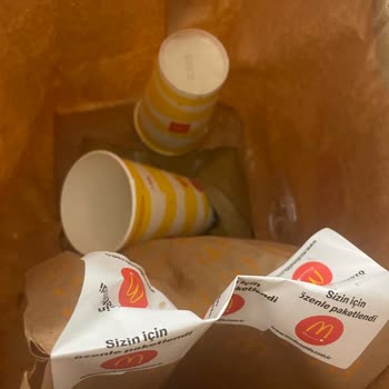 Migros Yemek’te Açık Kapaklı İçecek Nedeniyle Siparişim İsraftı Ve İade Yanıtı Gelmedi