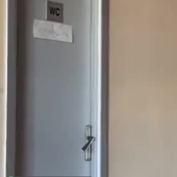 Domino's Pizza Arızalı Lavabo Elinizi Yıkamak İçin Bile Hizmet Yok