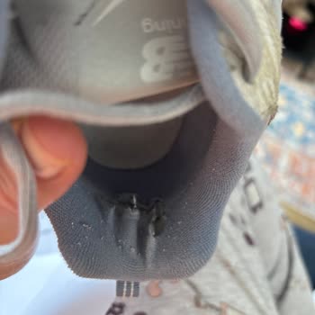 İç Astarı Yırtılan Ayakkabı Kullanıcı Hatası Olarak Reddedildi