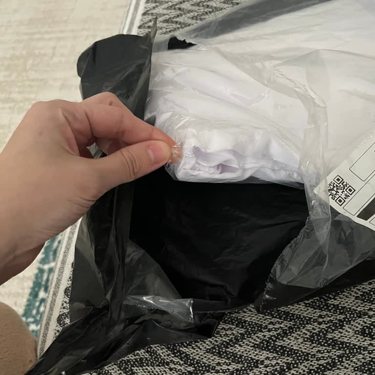 Kemerli Gofre Ceketin Gönderilmemesi Ve İade Sürecinin Uzatılması