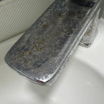 Kale Bataryalarında Paslanma Ve Su Kaçırma, Fatura Yok Deyince Yardım Reddedildi