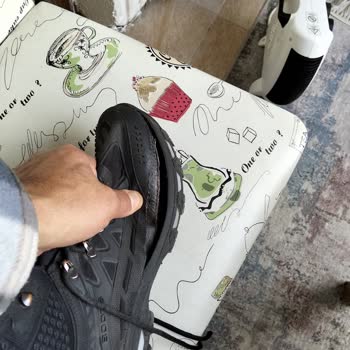 Ayıplı Botta Yapışkanların Dağılması Ve Trendyol'un Değişim Reddetmesi