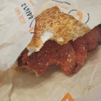 Çiğ Sucuk Ve Yetersiz Şube İlgisi