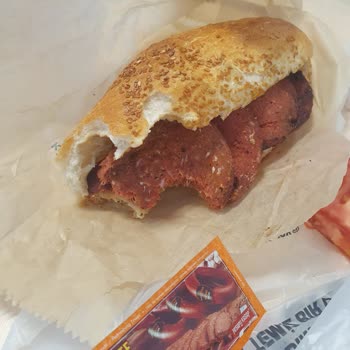 Çiğ Sucuk Ve Yetersiz Şube İlgisi